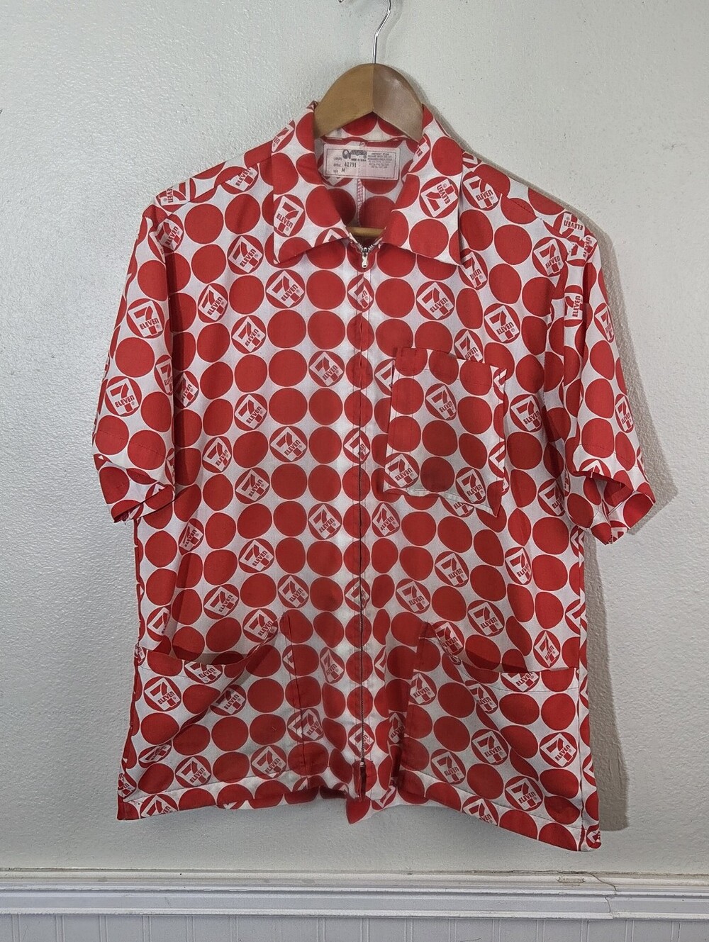 Vintage 7-Eleven Employee Uniform Shirt Men's M 60s 70s Red White Zipper